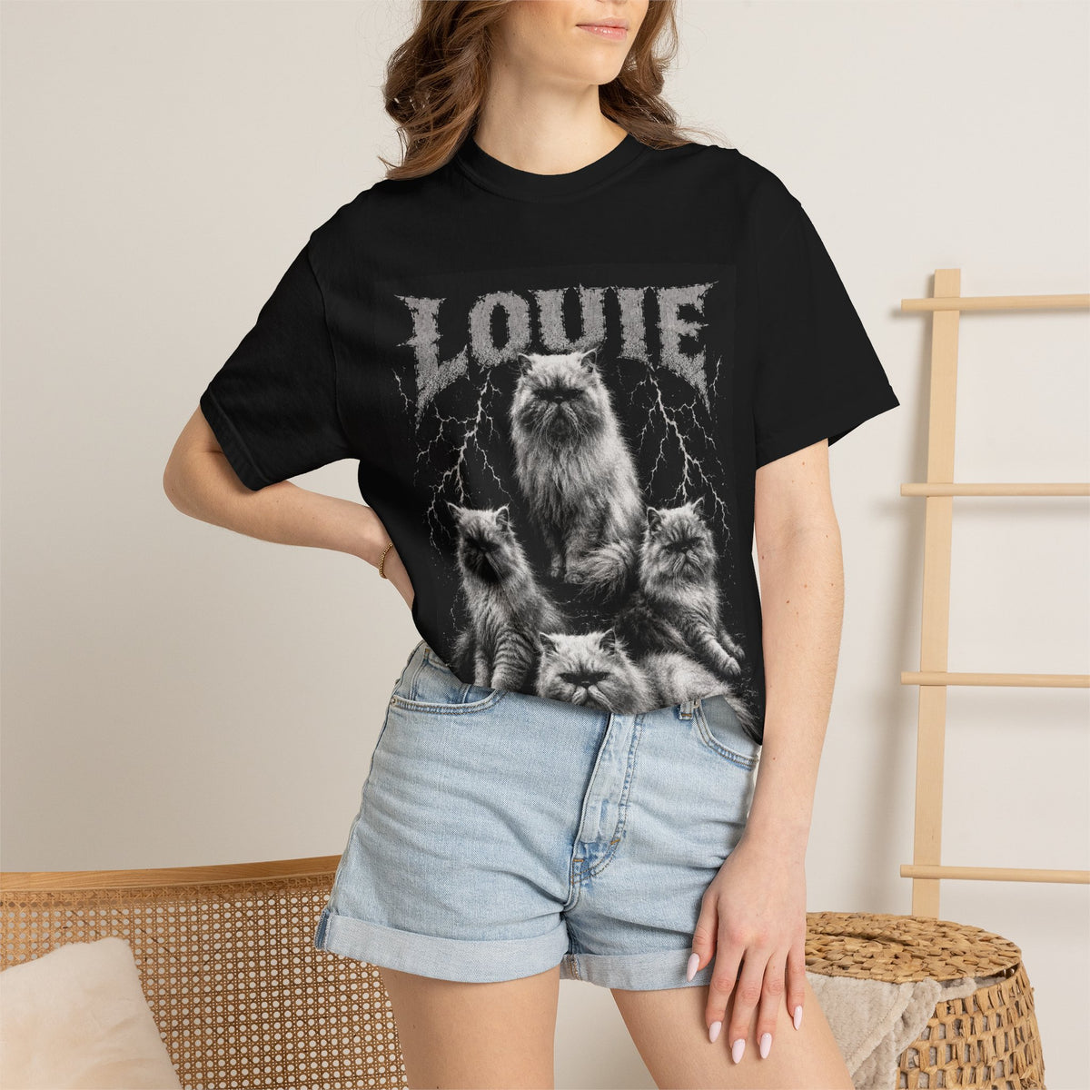 Bootleg  'Louie' Vintage Metal Cats Graphic T-Shirt